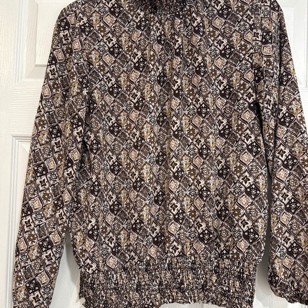 Women’s blouse